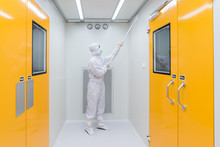 cleanroom disinfecting